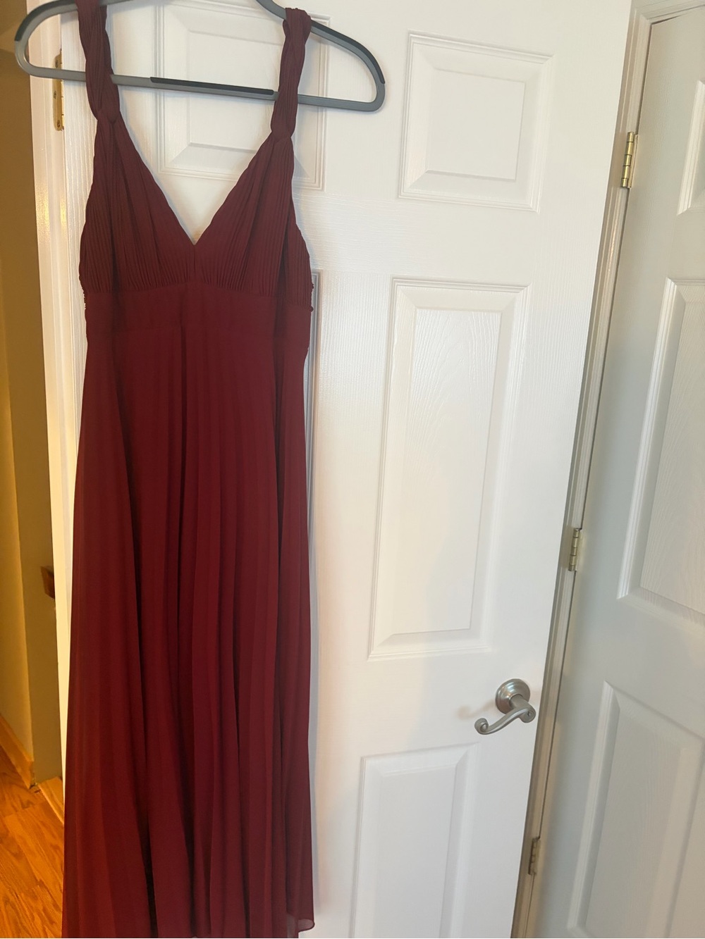 Zara Sleeveless V-Neck Maxi Dress in Burgundy